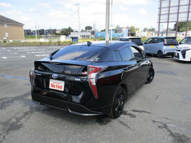 トヨタ プリウス １．８ Ｓ ツーリングセレクション H28年 () 99