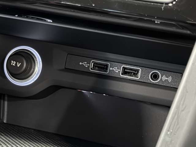 フォルクスワーゲン ゴルフトゥーラン ＴＤＩ コンフォートライン ディーゼルターボ R1年 (東海) 99