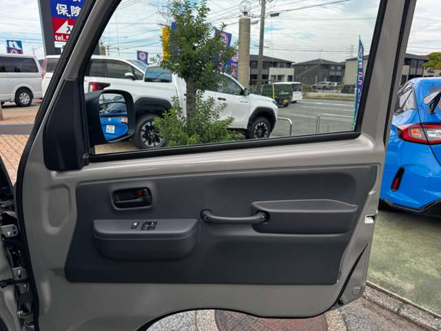 日産 クリッパートラック ６６０ ＤＸ R8年 () 99