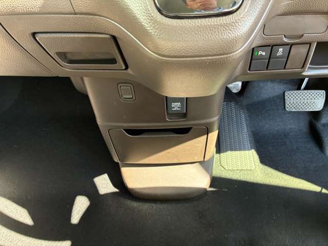 ホンダ Ｎ　ＢＯＸ ６６０ Ｌ R4年 (関東) 99