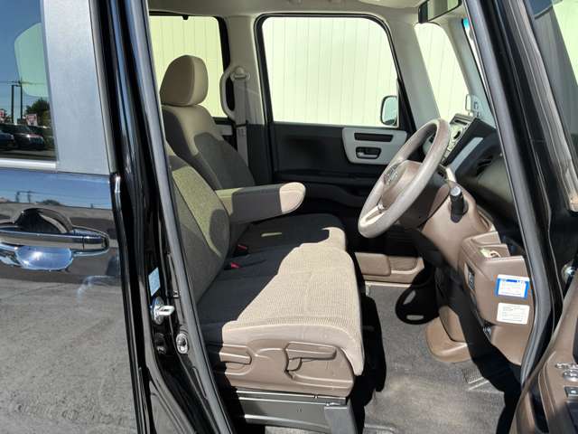 ホンダ Ｎ　ＢＯＸ ６６０ Ｌ R4年 (関東) 99