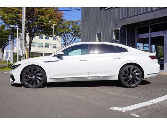 フォルクスワーゲン アルテオン ＴＳＩ ４モーション Ｒライン アドバンス ４ＷＤ H30年 (東北) 99