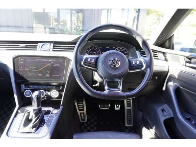 フォルクスワーゲン アルテオン ＴＳＩ ４モーション Ｒライン アドバンス ４ＷＤ H30年 (東北) 99