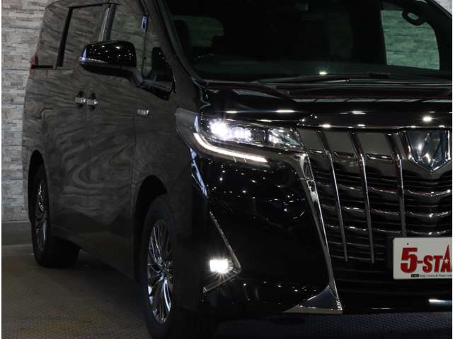トヨタ アルファード　ハイブリッド ハイブリッド ２．５ エグゼクティブ ラウンジ Ｅ－ＦＯＵＲ ４ＷＤ R1年 (関東) 99