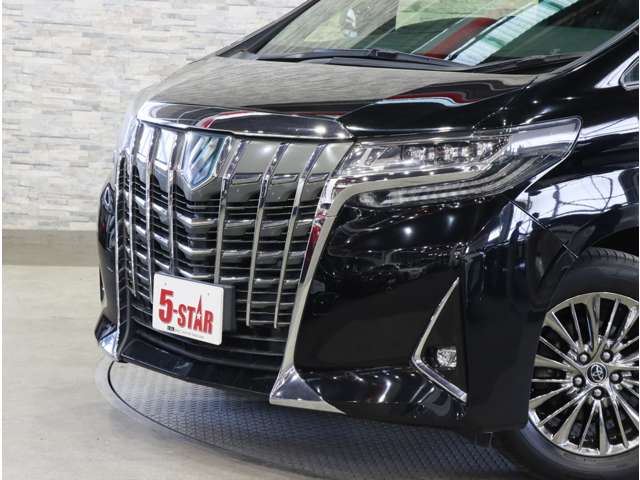 トヨタ アルファード　ハイブリッド ハイブリッド ２．５ エグゼクティブ ラウンジ Ｅ－ＦＯＵＲ ４ＷＤ R1年 (関東) 99