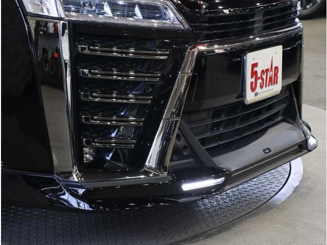 トヨタ ヴェルファイア　ハイブリッド ハイブリッド ２．５ ＺＲ Ｅ－ＦＯＵＲ ４ＷＤ H30年 (関東) 99