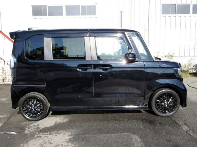 ホンダ Ｎ　ＢＯＸ カスタム ６６０ Ｌ ターボ スタイルプラス ブラック R4年 (関東) 99