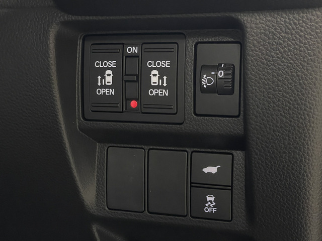 ホンダ ステップワゴン １．５ スパーダ R8年 (甲信越・北陸) 99