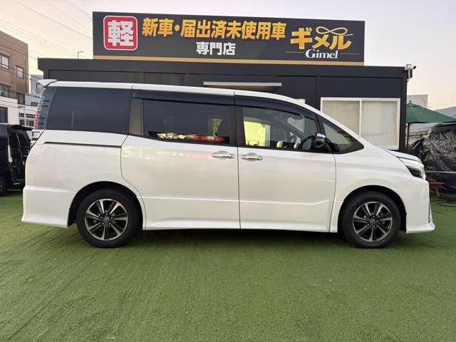 トヨタ ヴォクシー ２．０ ＺＳ 煌ＩＩＩ R3年 (近畿) 99