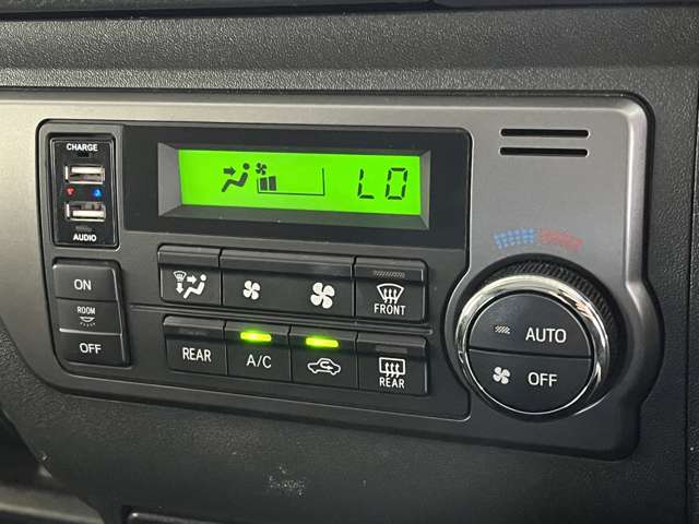 トヨタ ハイエースバン ２．７ スーパーＧＬ ダークプライム ワイド ミドルルーフ ロングボディ ４ＷＤ H28年 (東北) 99