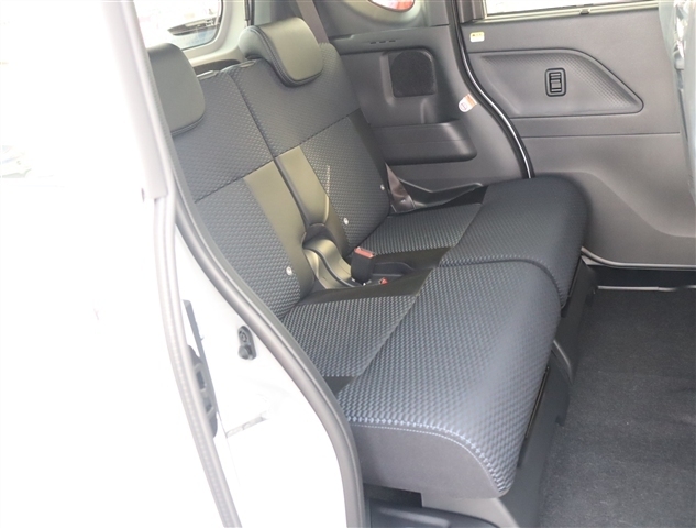 ダイハツ タント ６６０ カスタム ＲＳ R8年 () 99