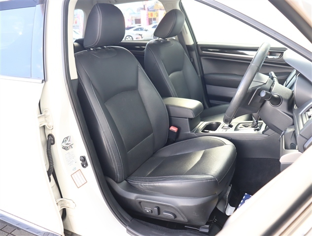 スバル レガシィアウトバック ２．５ リミテッド ４ＷＤ H27年 () 99