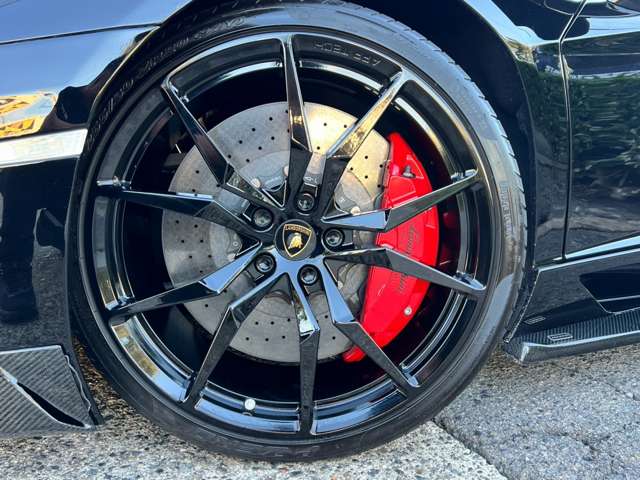 ランボルギーニ アヴェンタドールロードスタ ＬＰ７００－４ ４ＷＤ H27年 (東海) 99