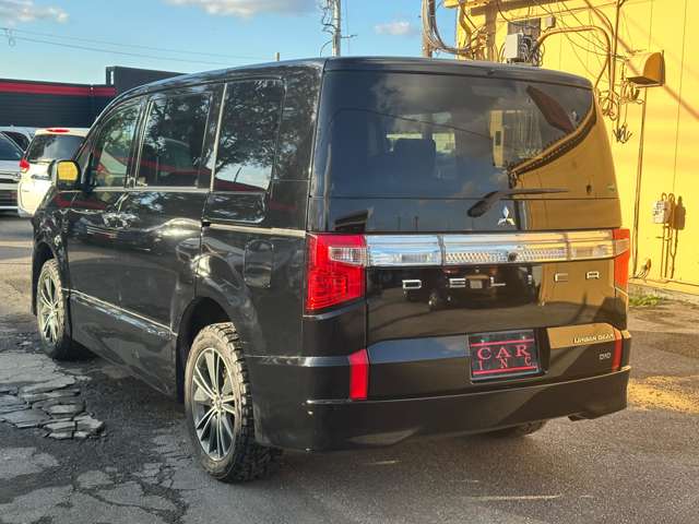 三菱 デリカ　Ｄ：５ アーバンギア ２．２ Ｇ ディーゼルターボ ４ＷＤ R1年 (関東) 99