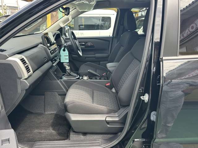 三菱 トライトン ２．４ ＧＬＳ ディーゼルターボ ４ＷＤ R6年 (東海) 99