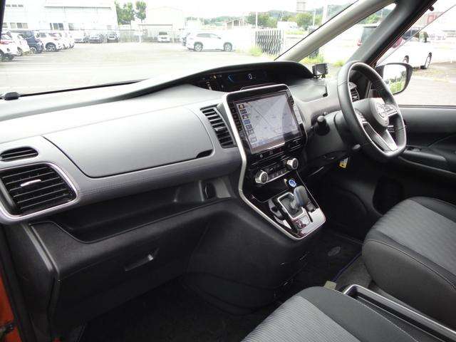 日産 セレナ １．２ Ｅ－ＰＯＷＥＲ ハイウェイスター Ｖ R1年 () 99