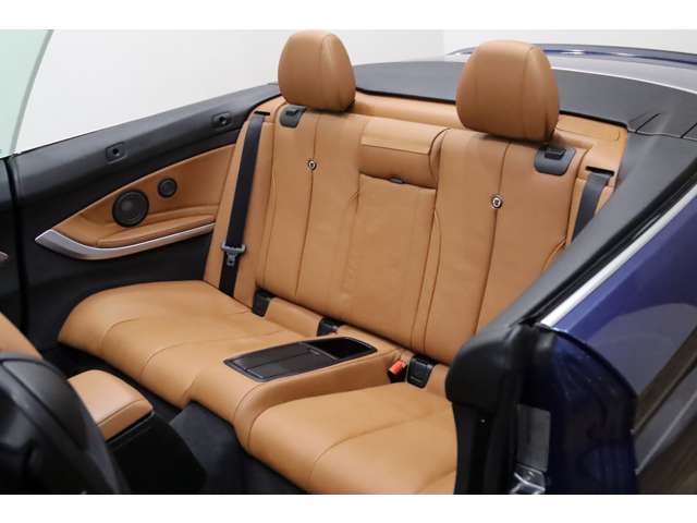 ＢＭＷアルピナ Ｂ４カブリオ ビターボ H26年 (関東) 99