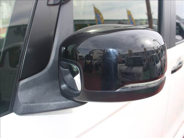 ホンダ Ｎ　ＢＯＸ カスタム ６６０ Ｌ スタイルプラス ブラック R4年 (関東) 99