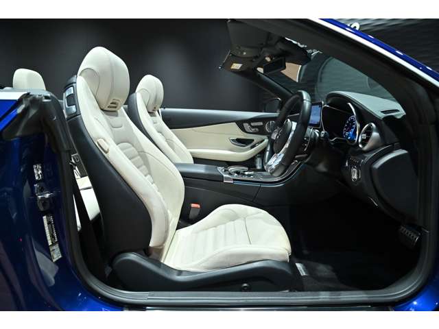 ＡＭＧ Ｃクラスカブリオレ Ｃ４３ ４マチック ４ＷＤ R1年 (関東) 99