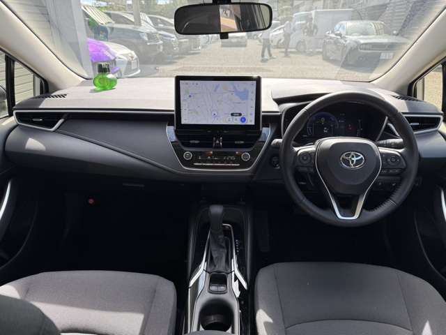 トヨタ カローラ １．８ ハイブリッド Ｇ R8年 (近畿) 99