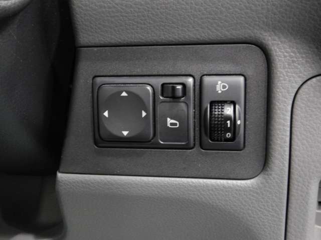 日産 ＮＶ２００バネットバン １．６ チェアキャブ 車イス１名仕様 専用サードシート有 H30年 (近畿) 99