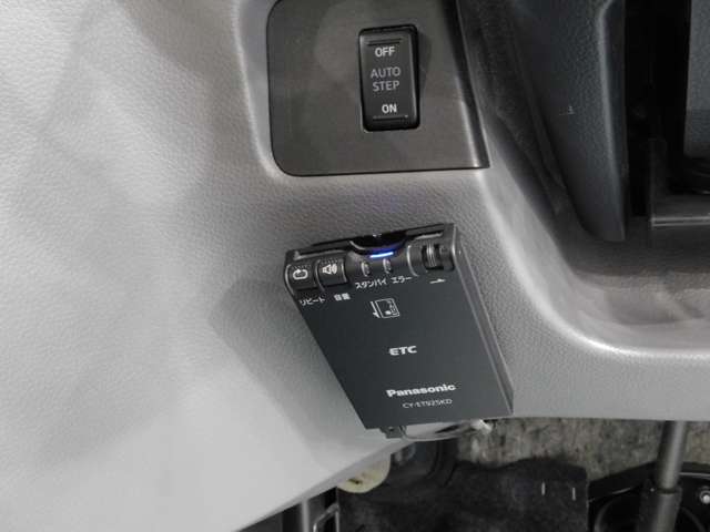 日産 ＮＶ２００バネットバン １．６ チェアキャブ 車イス１名仕様 専用サードシート有 H30年 (近畿) 99