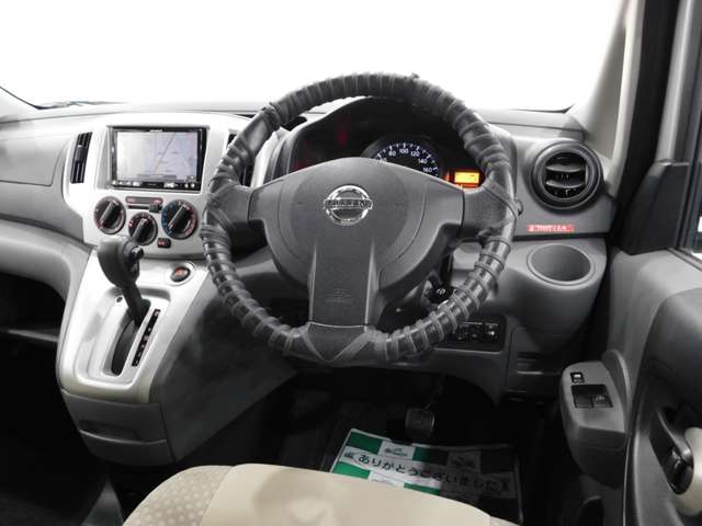 日産 ＮＶ２００バネットバン １．６ チェアキャブ 車イス１名仕様 専用サードシート有 H30年 (近畿) 99