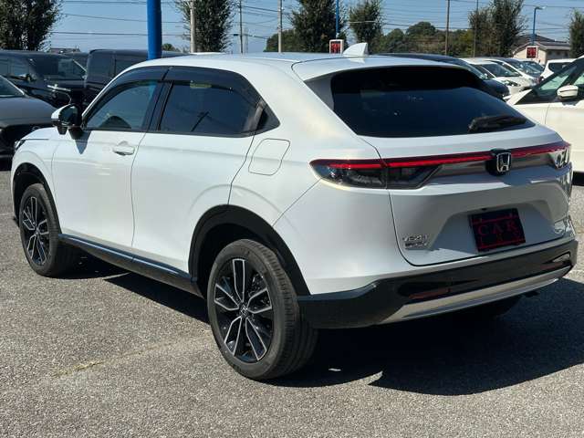ホンダ ヴェゼル １．５ Ｅ：ＨＥＶ Ｚ ４ＷＤ R3年 (関東) 99