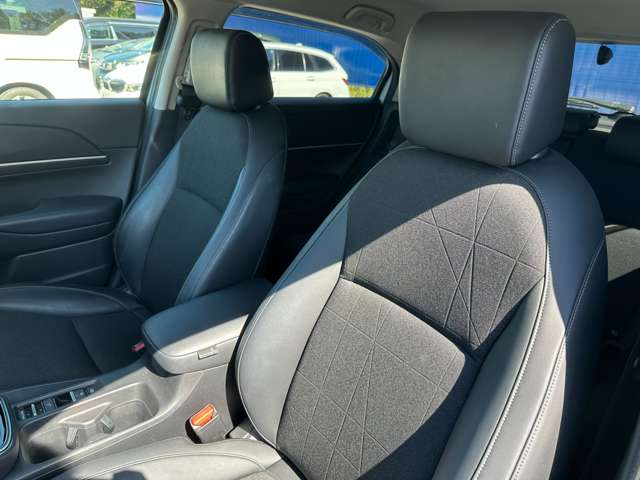 ホンダ ヴェゼル １．５ Ｅ：ＨＥＶ Ｚ ４ＷＤ R3年 (関東) 99
