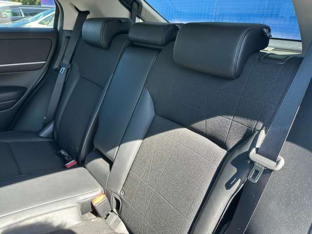 ホンダ ヴェゼル １．５ Ｅ：ＨＥＶ Ｚ ４ＷＤ R3年 (関東) 99