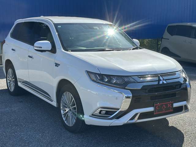 三菱 アウトランダーＰＨＥＶ ２．４ Ｇ ４ＷＤ H30年 (関東) 99