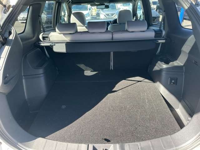 三菱 アウトランダーＰＨＥＶ ２．４ Ｇ ４ＷＤ H30年 (関東) 99
