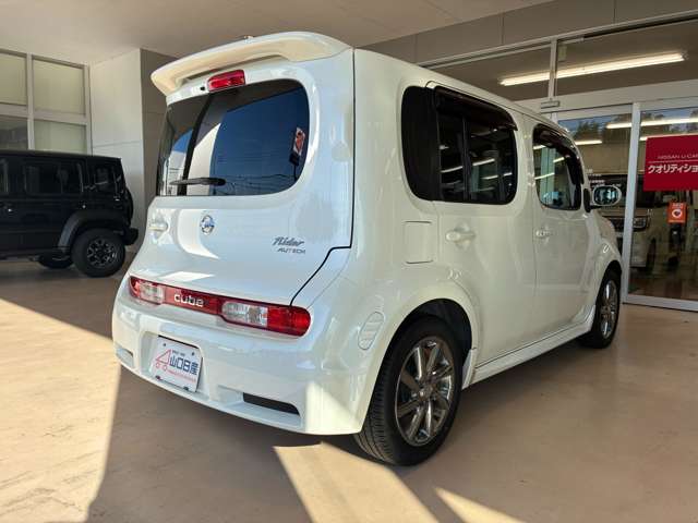 日産 キューブ １．５ ライダー ブラックライン H29年 (中国) 99