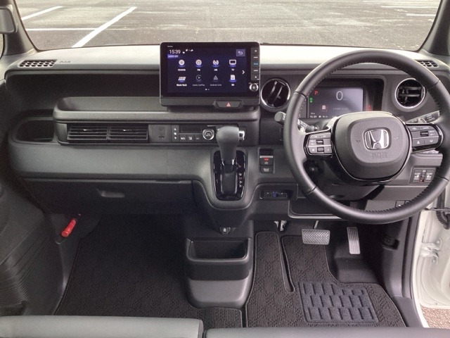 ホンダ Ｎ　ＢＯＸ カスタム ６６０ ターボ ４ＷＤ R8年 (近畿) 99