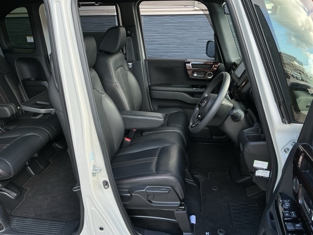 ホンダ Ｎ　ＢＯＸ カスタム ６６０ Ｌ コーディネートスタイル R4年 (近畿) 99