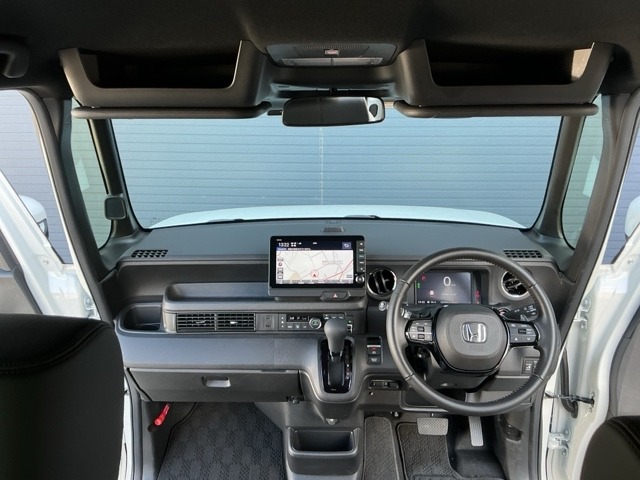 ホンダ Ｎ　ＢＯＸ カスタム ６６０ ターボ ４ＷＤ R5年 (近畿) 99