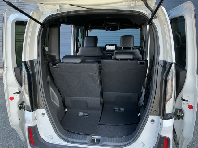 ホンダ Ｎ　ＢＯＸ カスタム ６６０ ターボ ４ＷＤ R5年 (近畿) 99