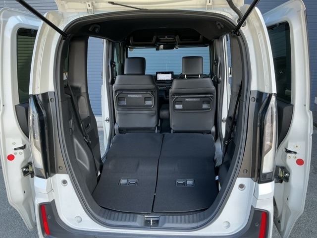 ホンダ Ｎ　ＢＯＸ カスタム ６６０ ターボ ４ＷＤ R5年 (近畿) 99