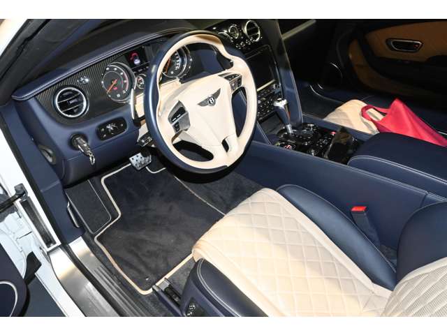 ベントレー コンチネンタルＧＴコンバーチブル Ｖ８ Ｓ ４ＷＤ H30年 (関東) 99
