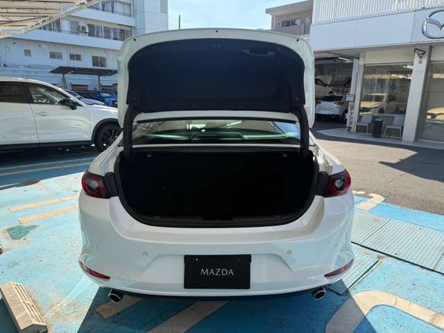 マツダ ＭＡＺＤＡ３　セダン ２．０ ２０Ｓ ブラック セレクション R7年 (関東) 99