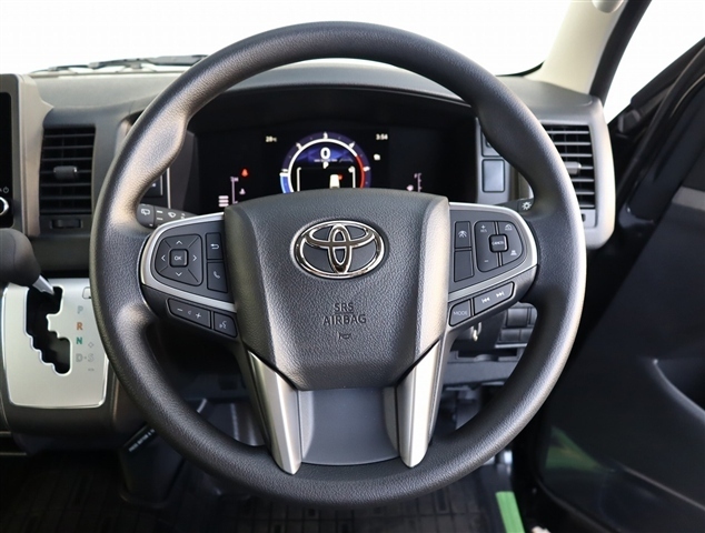 トヨタ ハイエースバン ２．８ ＤＸ ロング ハイルーフ ＧＬパッケージ ディーゼルターボ ４ＷＤ R8年 () 99