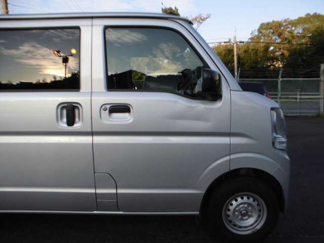 日産 ＮＶ１００クリッパー ６６０ ＤＸ R3年 (東海) 99
