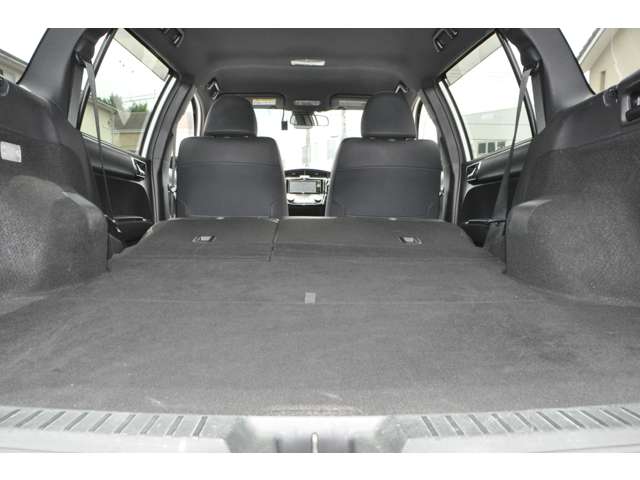 トヨタ カローラフィールダー　ハイブリッド １．５ ハイブリッド Ｇ Ｗ×Ｂ H30年 (関東) 99