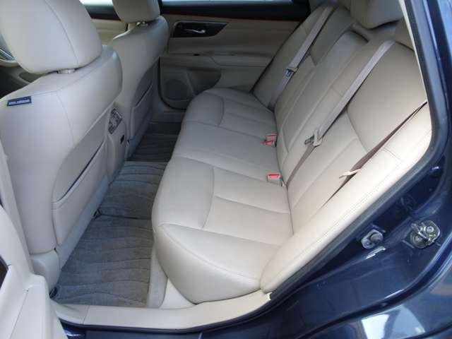 日産 ティアナ ２．５ ＸＶ H27年 (関東) 99