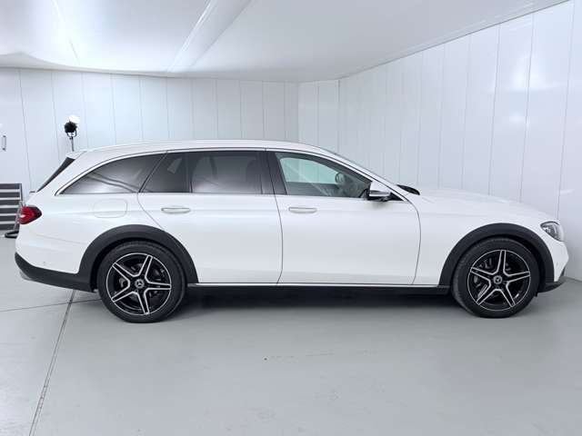 メルセデスベンツ Ｅクラスオールテレイン Ｅ２２０Ｄ ４マチック ディーゼルターボ ４ＷＤ R4年 (関東) 99