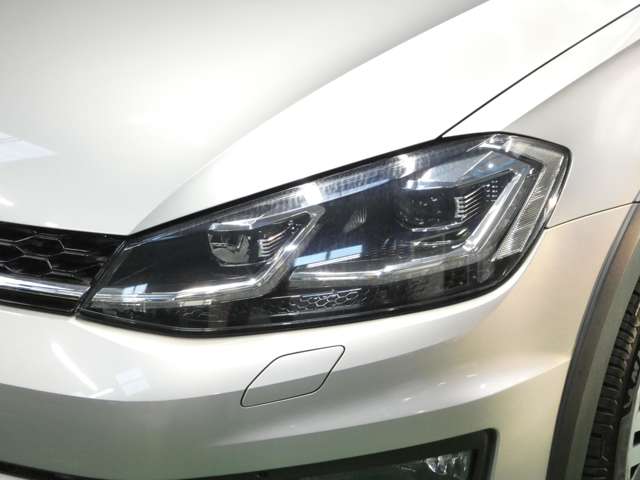 フォルクスワーゲン ゴルフ　オールトラック ＴＳＩ ４モーション ４ＷＤ H29年 () 99