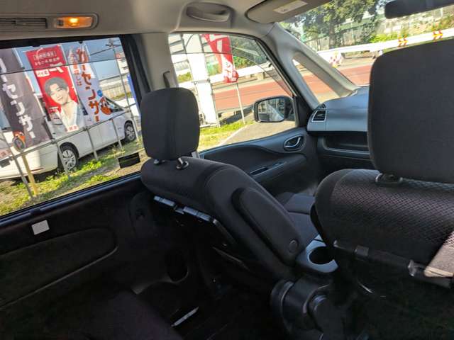 日産 セレナ ２．０ ハイウェイスター Ｓ－ＨＹＢＲＩＤ Ｖセレクション H25年 () 99