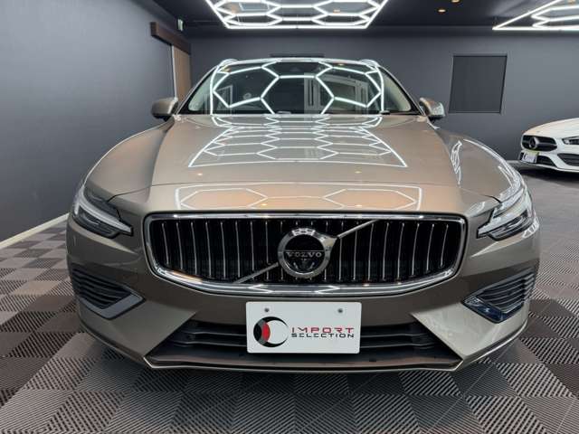 ボルボ Ｖ６０ Ｔ６ ツインエンジン ＡＷＤ インスクリプション ４ＷＤ R1年 (関東) 99