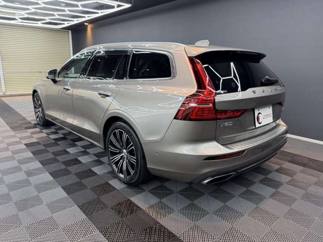 ボルボ Ｖ６０ Ｔ６ ツインエンジン ＡＷＤ インスクリプション ４ＷＤ R1年 (関東) 99