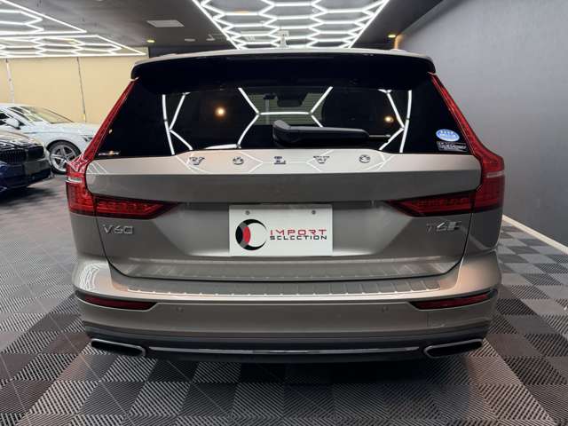 ボルボ Ｖ６０ Ｔ６ ツインエンジン ＡＷＤ インスクリプション ４ＷＤ R1年 (関東) 99